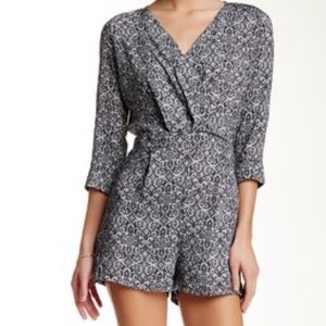 NWT Romeo Juliet Blue Paisley Romper